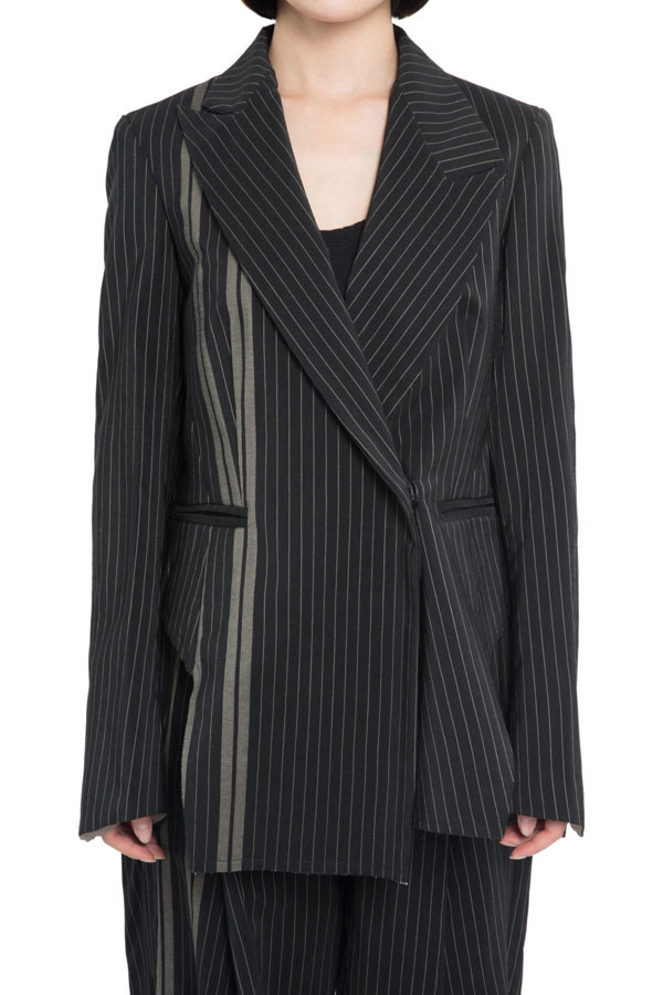 PINSTRIPE SLIM BLAZER | L'ARMOIRE