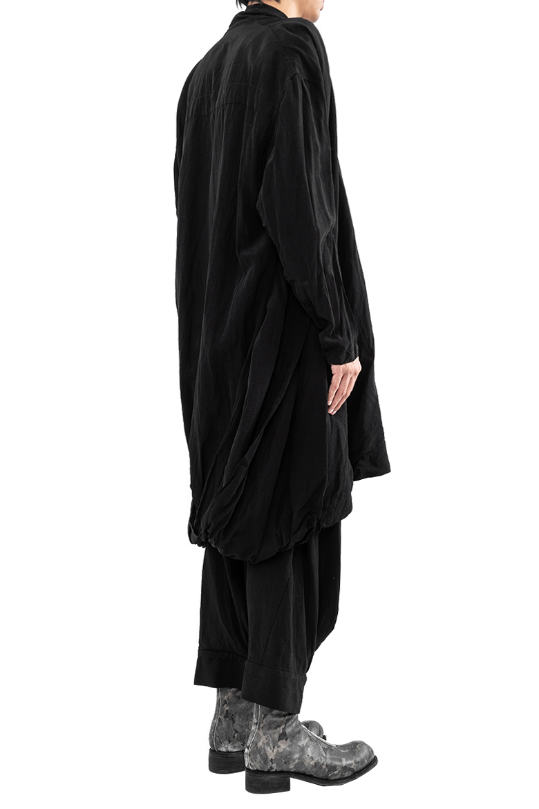 Shop JULIUS COCOON SILHOUETTE COAT | LARMOIRE-SINGAPORE.COM