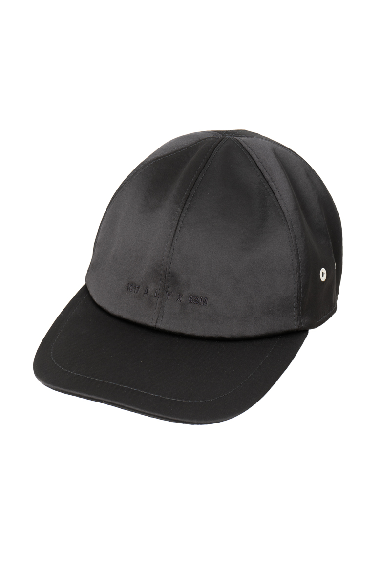 1017 ALYX 9SM | SATIN LOGO CAP W/ BUCKLE BLACK | L'ARMOIRE 1017 ALYX 9SM | SATIN LOGO CAP W/ BUCKLE BLACK | L'ARMOIRE