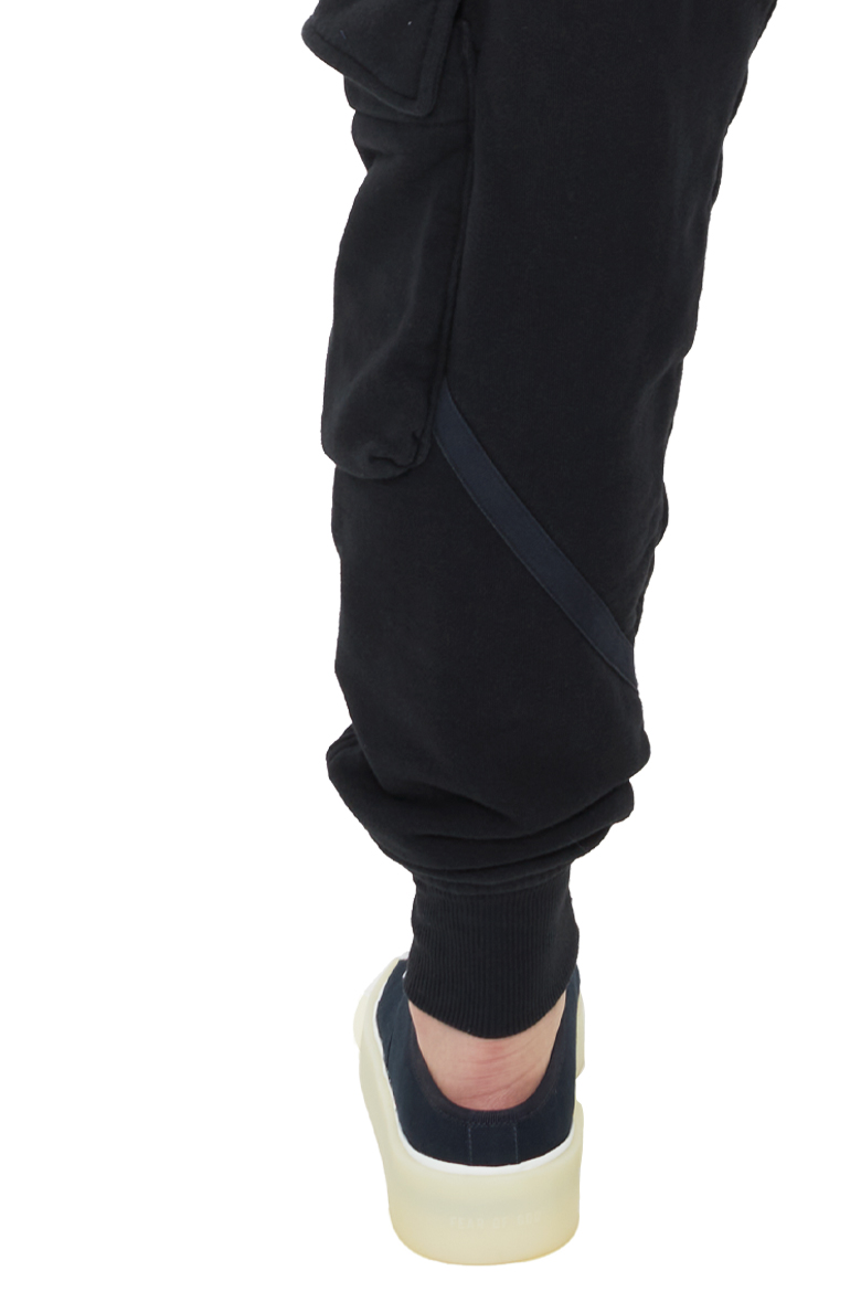 GREG LAUREN | FLEECE BASIC CARGO PANTS BLACK | L'ARMOIRE GREG LAUREN | FLEECE BASIC CARGO PANTS BLACK | L'ARMOIRE