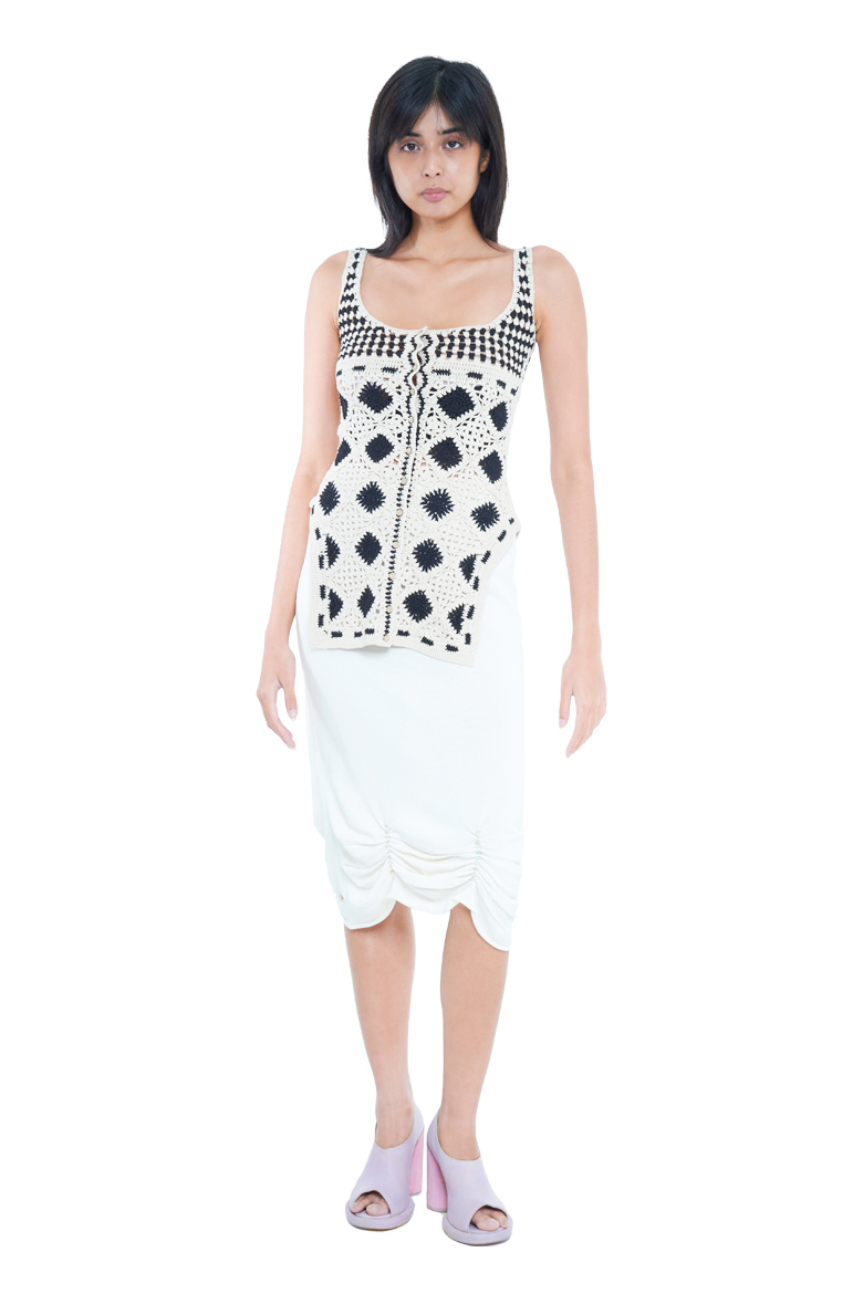 SS22 SWAYING KNIT EMBROIDERED CROCHET VEST WHITE BLACK 6